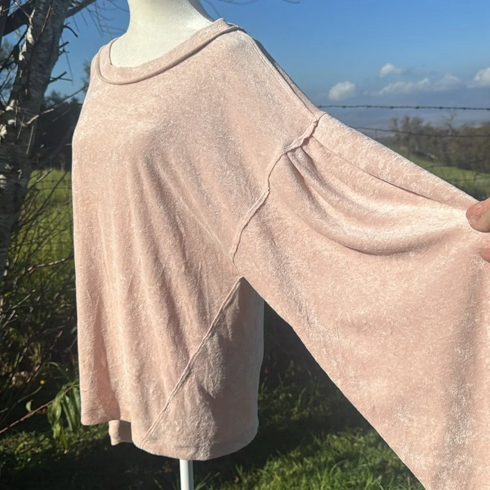 Free People Pink Long Sleeve Top - Picture 3 of 9
